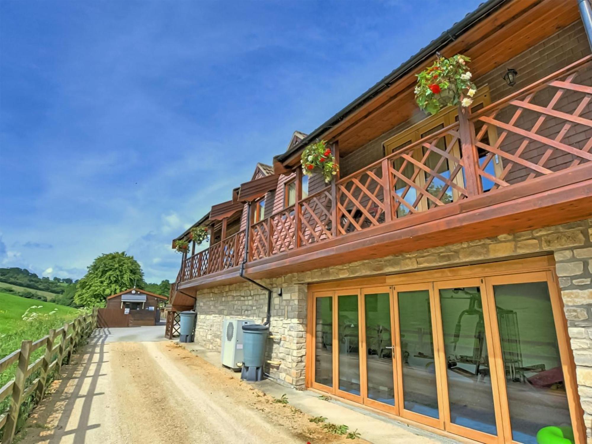 Magnolia Lodge-uk46280 Holiday home