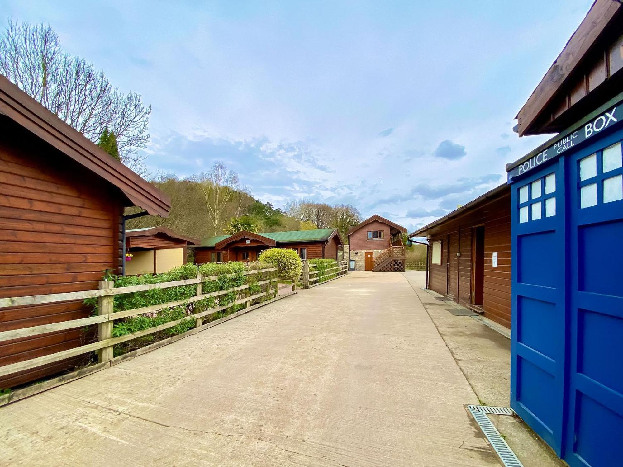 Holiday home Magnolia Lodge-uk46280 Camerton (Somerset)